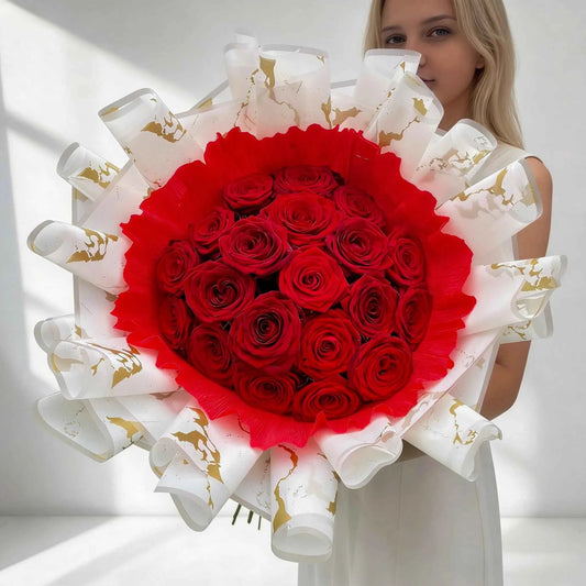 True Romance – 20 Red Roses Bouquet