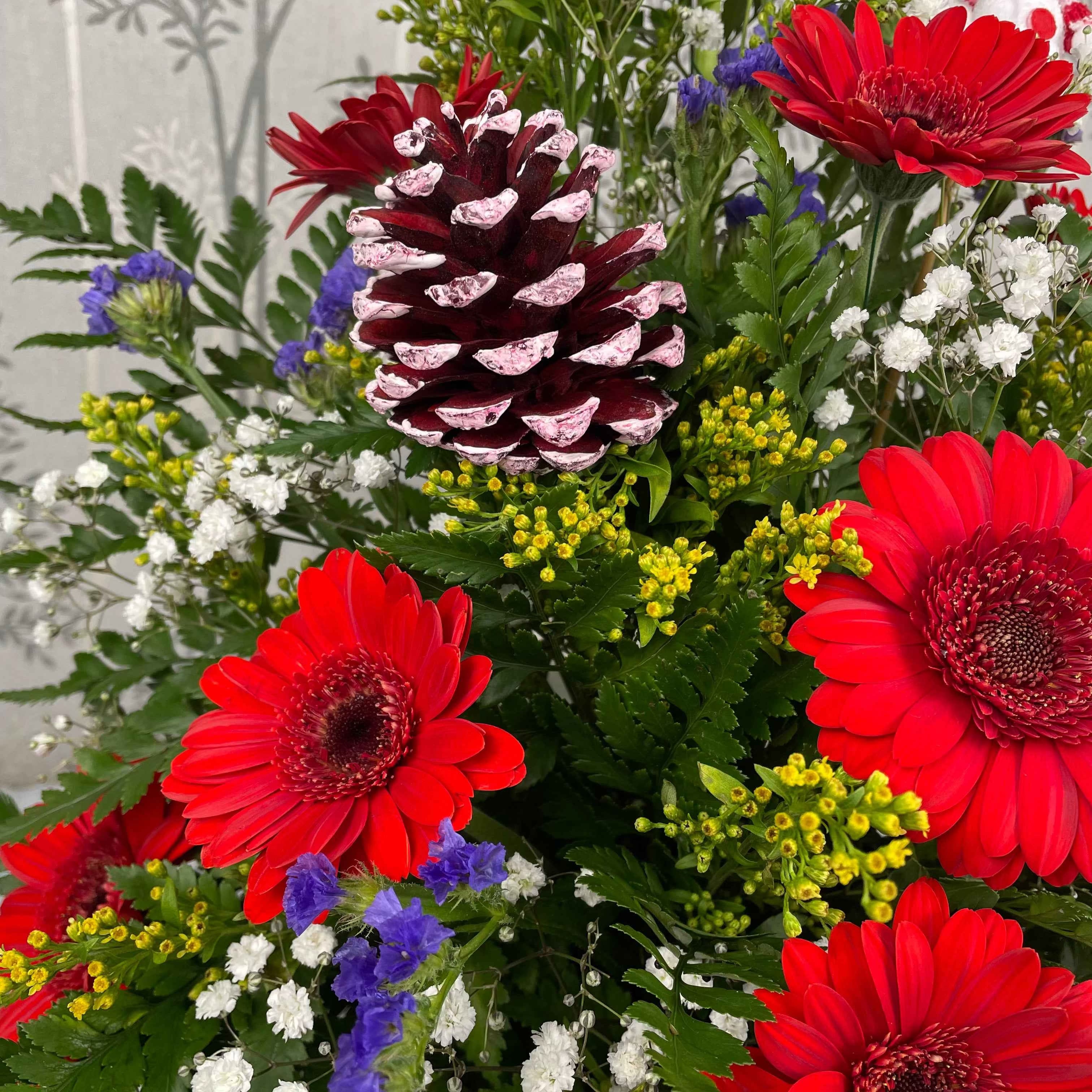 Red Jerbera Christmas Display Secondary image