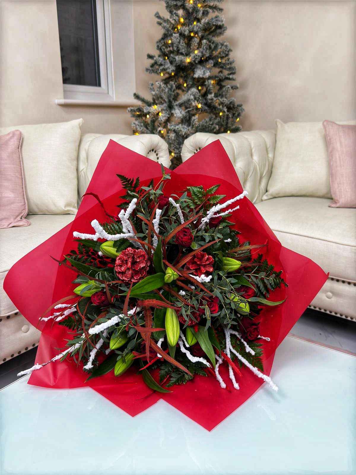 Festive Winter Elegance Main image